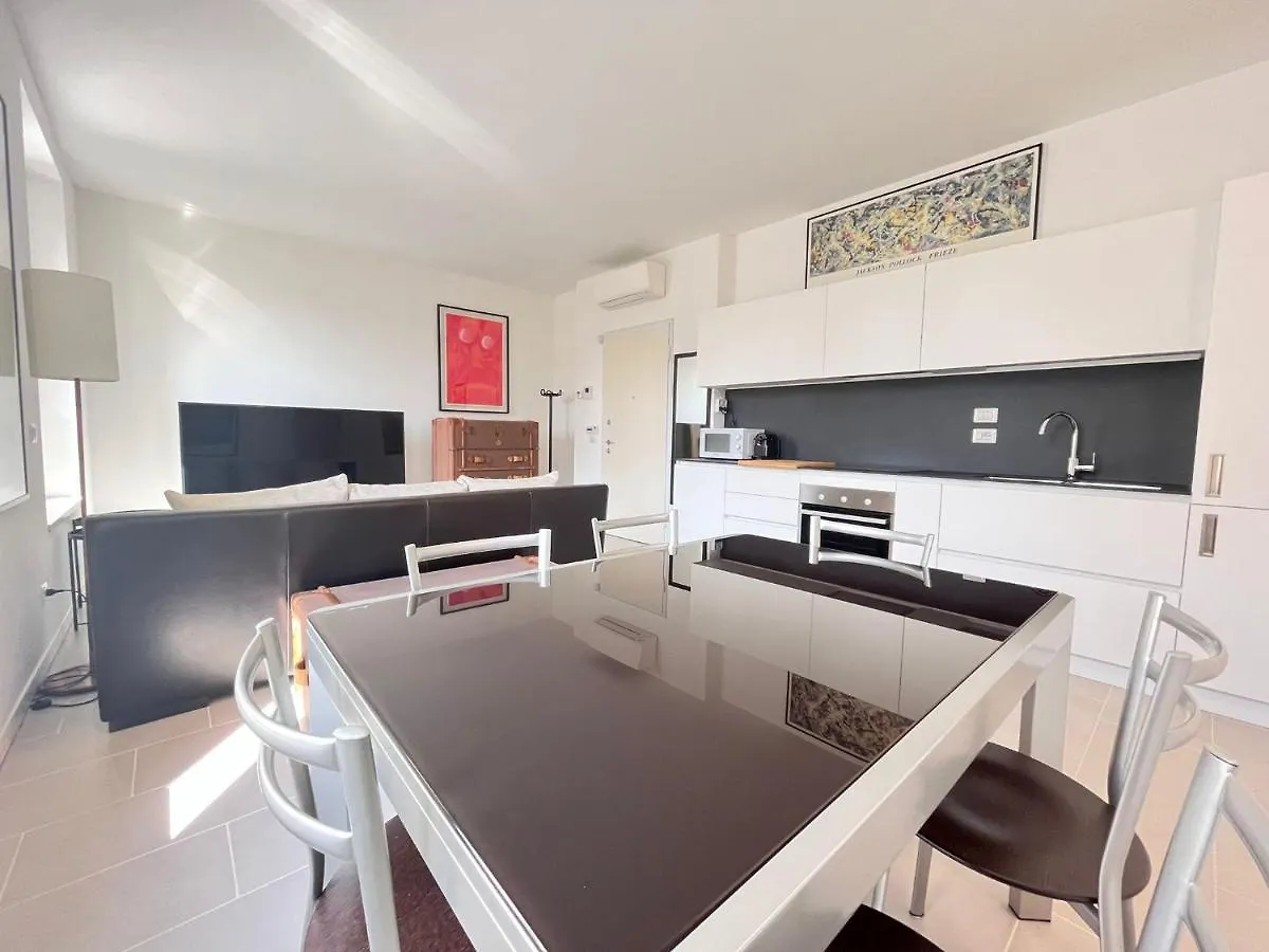 Kibilu - Viale Umbria Apartment Milan