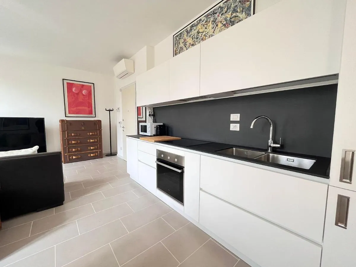 Kibilu - Viale Umbria Apartment Milan Italy